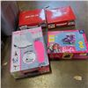 Image 1 : 4 PAIRS OF AS NEW YOUTH ICE SKATES