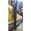 Image 1 : GMC ENVOY TRUNK COVER AND BOTTLE JACK