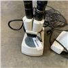 Image 2 : MICROSCOPE AND DUSTBUSTER
