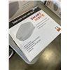 Image 3 : FOUR TOILET SEAT RAISERS WITH LID