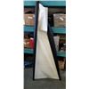 Image 1 : PROJECTOR SCREEN