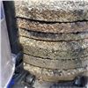 Image 3 : SEVEN 20" DIAMETER PAVER STONES