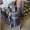 Image 1 : MASTERCRAFT AIR COMPRESSOR
