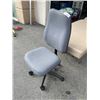 Image 2 : ROLLING OFFICE CHAIR