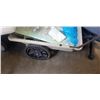 Image 1 : WHEELBARROW