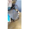 Image 2 : WHEELBARROW