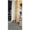 Image 1 : 24' ALUMINUM EXTENSION LADDER