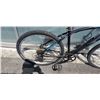 Image 2 : BLACK NO NAME BIKE