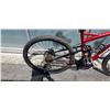 Image 2 : RED SCHWINN BIKE