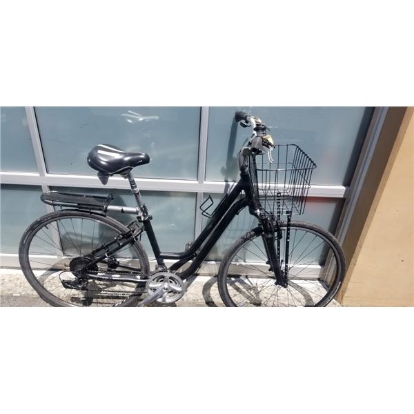BLACK TREK BIKE