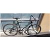 Image 1 : SECIALIZED BIKE