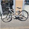 Image 1 : SILVER AZOMIC BIKE