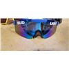 Image 3 : 3 PAIRS OF ONE PIECE LENSE SUNGLASSES