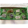 Image 1 : TRAY OF ASSSORTED SEMI PRECIOUS STONES