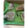 Image 2 : TRAY OF ASSSORTED SEMI PRECIOUS STONES