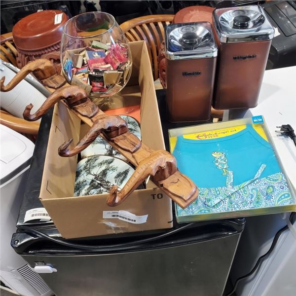 ASSORTED DECOR ITEMS AND MATCHBOOKS