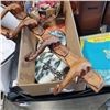 Image 3 : ASSORTED DECOR ITEMS AND MATCHBOOKS