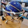 Image 1 : GLOBE