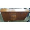 Image 4 : MID CENTURY SOLID TEAK PADDED FRONT BAR
