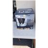 Image 2 : BELLA PRO 8QT TOUCHSCREEN AIR FRYER - TESTED WORKING, RETAIL $239