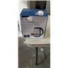 Image 2 : INSIGNIA 1.7L GLASS KETTLE - TESTED WORKING, RETAIL $49
