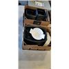 Image 1 : TWO BOXES OF PLASTIC CONTAINERS