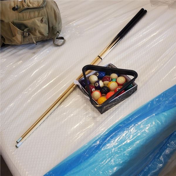 2 TWO PIECE POOL CUES AND POOL BALL SET WITH RACK