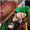 Image 2 : GREEN TOTE WITH ASSORTED WOOD DECOR ITEMS AND BOX OF GLASSWARE