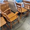 Image 3 : 4 MATCHING DINING CHAIRS