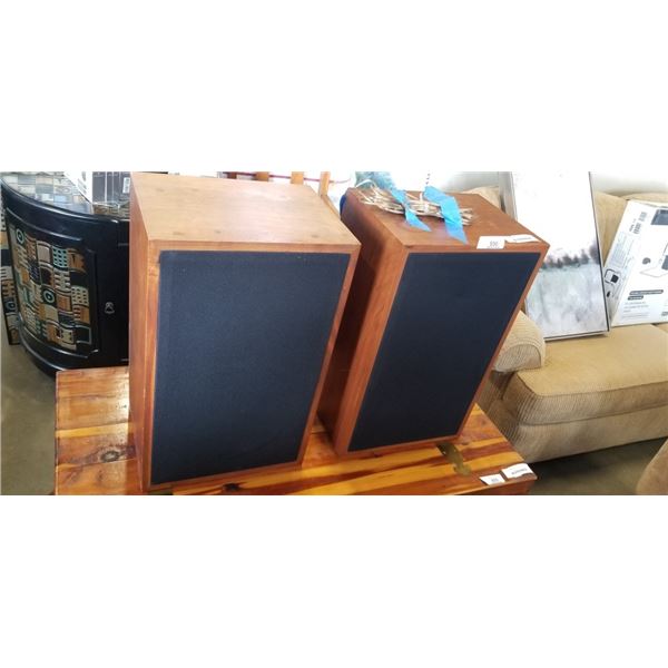 PAIR OF SUPER SCOPE SPEAKERS S-212