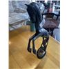 Image 2 : ANIMAL HORN HORSE STATUE