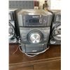 Image 2 : SONY BOOKSHELF STEREO