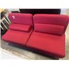 Image 1 : RED SOFA LOUNGE