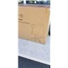 Image 2 : VIVO CROSS LEGGED CHAIR, BLACK