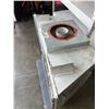 Image 2 : NATURAL GAS FIREPLACE, WORKING