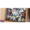 Image 1 : CASE OF APPROX. 600 NEW CORDED HEADPHONES