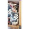 Image 2 : CASE OF APPROX. 600 NEW CORDED HEADPHONES