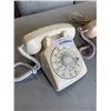 Image 8 : LOT OF ROTARY PHONES