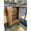 Image 2 : VINTAGE CABINET WITH ORIGINAL GLASS