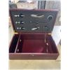 Image 2 : 2 BRAND NEW WINE GIFT BOXES - 2 BOTTLE WINE HOLDER W/ CORKSCREW, BOTTLE STOPPER, POURER, THERMOMETER