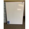 Image 2 : 3 SMALL WHITEBOARDS