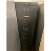 Image 3 : LOT OF 5 VERTICAL FILE CABINETS AND RUBBER BACK MATS