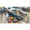 Image 2 : 2 MAKITA GRINDERS WITH ASSORTED GRINDING DISCS AND BRUSHES