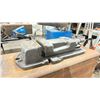 Image 2 : MACHINIST VISE WITH CRANK HANDLE