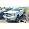 Image 1 : 2008 GMC SIERRA 2500HD WHITE VIN 1GTHK23698F215801