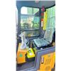Image 4 : AGT H13R INDUSTRIAL GAS POWERED ENCLOSED MINI EXCAVATOR