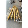 Image 2 : GROUP OF 5 HYDRAULIC RAMS
