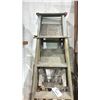 Image 2 : 2 WOODEN STEP LADDERS - 7' & 6'