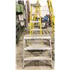 Image 4 : FEATHERLITE FIBREGLASS & ALUMINUM 6' STEP LADDER WITH A 300 LB CAPACITY WITH FEATHERLITE 3'