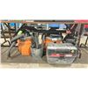 Image 1 : GROUP OF 4 ASSORTED WET/DRY SHOP VACUUMS